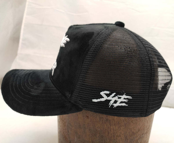 Trucker Hat (Black/White)